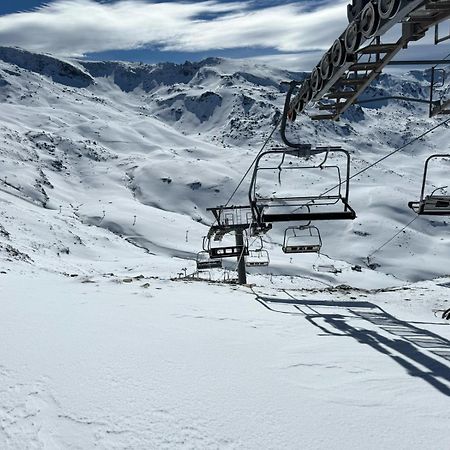 Апартаменты La Estacion Sierra Nevada Гуэхар-Сьерра Экстерьер фото