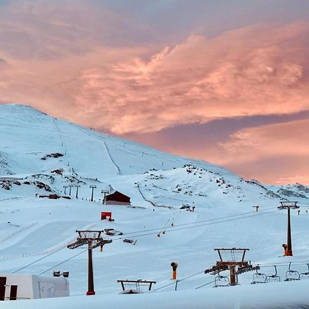 Апартаменты La Estacion Sierra Nevada Гуэхар-Сьерра Экстерьер фото